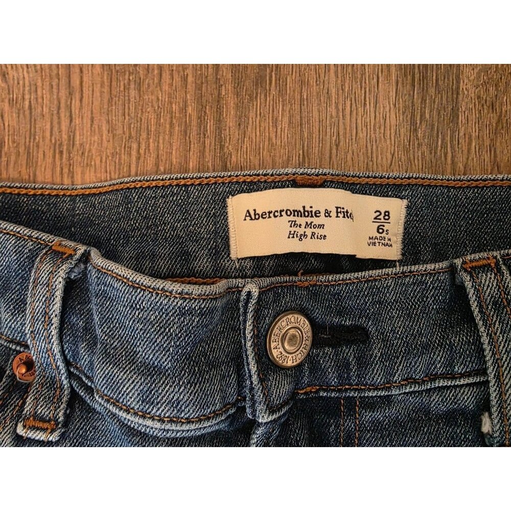 Abercrombie & Fitch The Mom High Rise Ankle Jeans Size 6 Short GUC - Picture 4 of 11